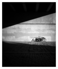 bike under bridge - 25.06.2014